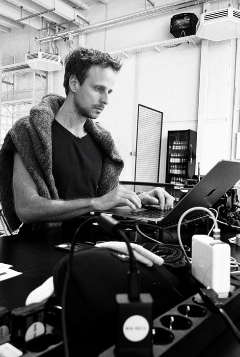 Dávid Rudolf on set